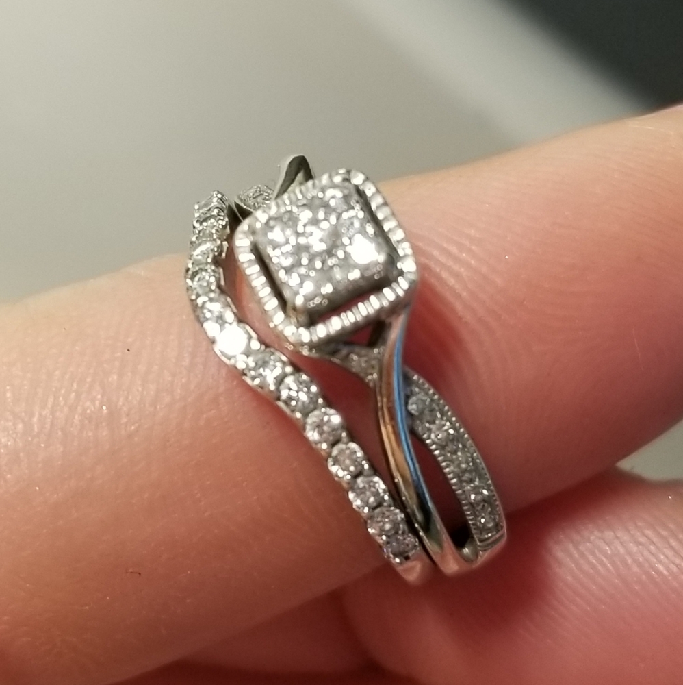 Diamond Engagement Ring and Wedding Band